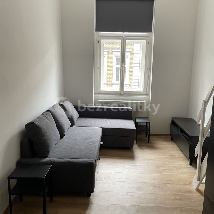 Pronájem bytu 1+1 • 38 m² bez realitkyDuškova, Praha - Smíchov - Photo 1