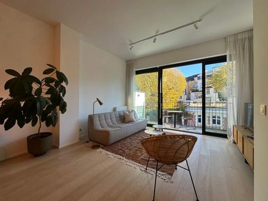 Appartement te huur - Photo 1