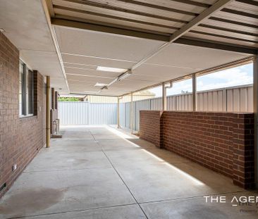 3 Bedroom 1 Bathroom House in Padbury - Photo 1