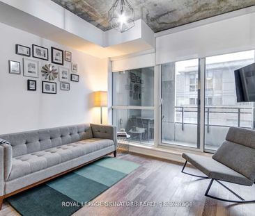 Carnaby Lofts 20 , #704 - Photo 1