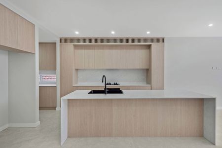 Architecturally Designed Brand New Duplex with Self Contained Studio - Photo 3