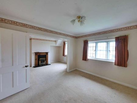 Shepherds Way, Cirencester, GL7 - Photo 2