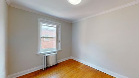 235 Charlotte St - Photo 3