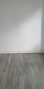 Location Appartement 1 pièce 17m² - Photo 4