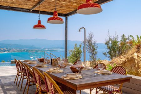 Rental House Ajaccio 7 Rooms 300 m² - Photo 2