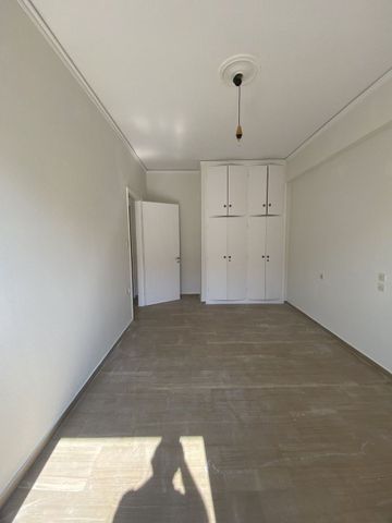 Studio/Γκαρσονιέρα για ενοικίαση Αγία Σοφία (Πάτρα) - Photo 3