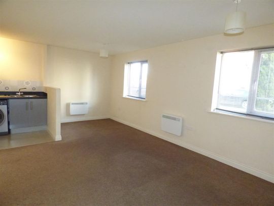 Cordelia Close, Stratford-upon-Avon - Photo 1