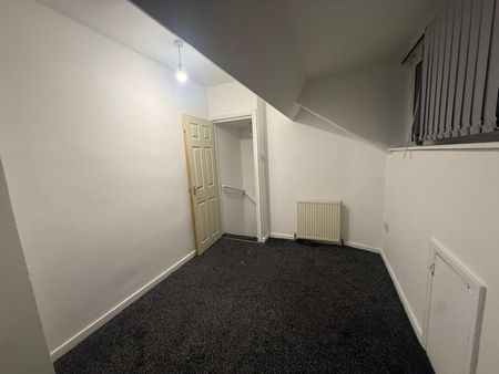 2 Bed Terraced House, Nancroft Terrace, LS12 - Photo 5