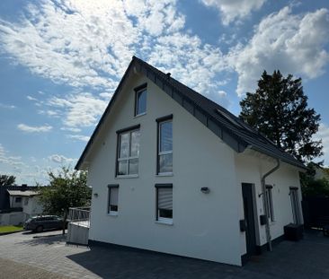 Modernes freistehendes Einfamilienhaus zur Miete - Photo 2