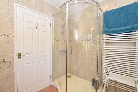 Castle Gardens, Bath, Somerset, BA2 - Photo 4