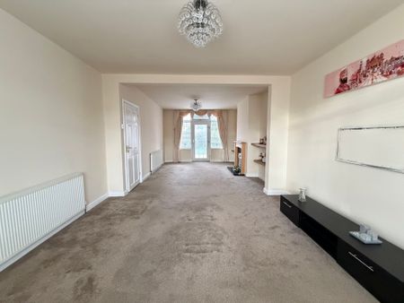 Ward Road, Goldthorn Park, Wolverhampton - Photo 2