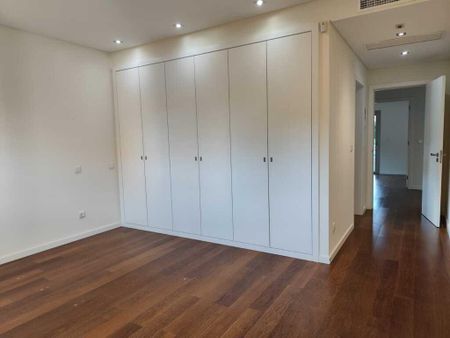 6 Bedroom House with swimming pool, Quinta da Beloura, Sintra - Photo 3