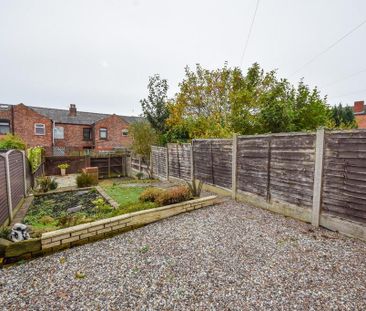 2 bedroom terraced house to rent - Photo 2