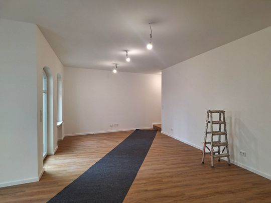 Einziehen und wohlfühlen: Maisonettewohnung in ausgebauter Remise! - Foto 1