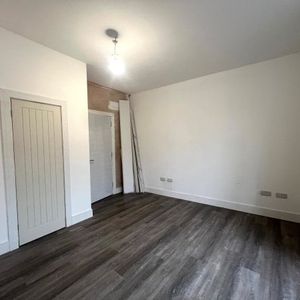 Dick Road, KA1 3AP - Photo 2