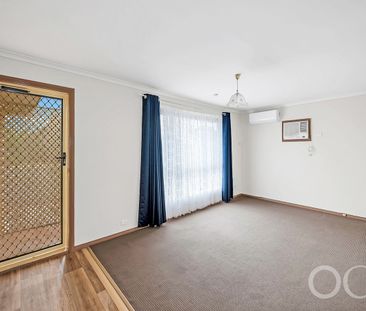 Open the Door to Comfortable Family Living in a Spacious Burton Home - Photo 2
