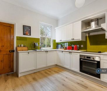 1 bedroom flat to rent - Photo 6