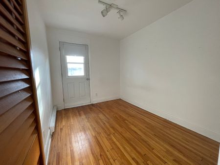 5037 Av. Bessborough - Photo 5