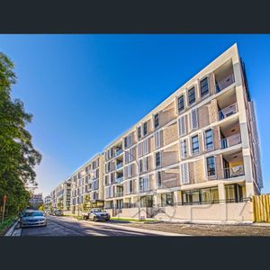 Vogue- one bedroom apartment Now for lease!! Don't Miss Out!! - Photo 3