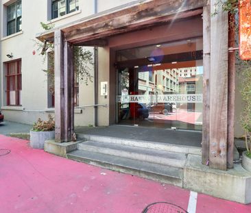 Apartment Living - Photo 3