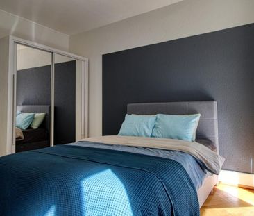 Adrienne #4 - Foto 5