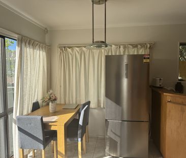 46 Hutchinsons Road, Bucklands Beach, Auckland 2012 - Photo 3