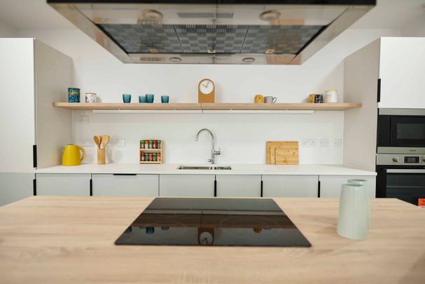 3 Bed Shared Apartment - Photo 1