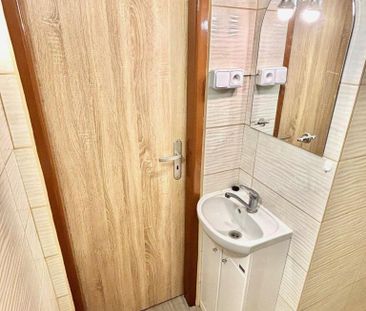 Pronájem bytu 1+kk 32 m2 - Fotografie 4