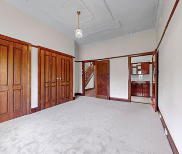 210 Napier Street, Essendon - Photo 4