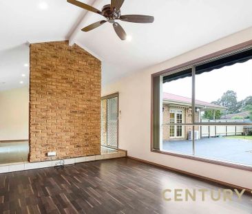 Spacious 4-Bedroom Family Home in a Quiet Court Location - Photo 1