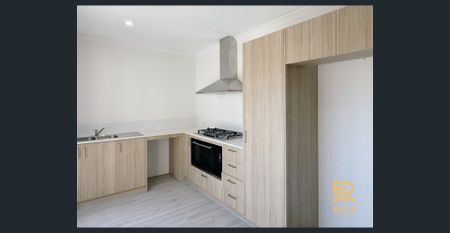 QUALITY HOME IN PRIME LOCALE! - Photo 4