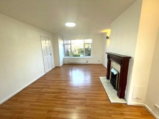 3 bedroom terraced house to rent - Photo 1