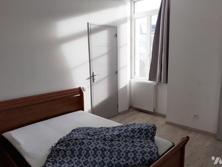 Pour visiter, appeler le 02.23.55.91.17 Situé proche centre ville, cet appartement meublé de t... - Photo 4