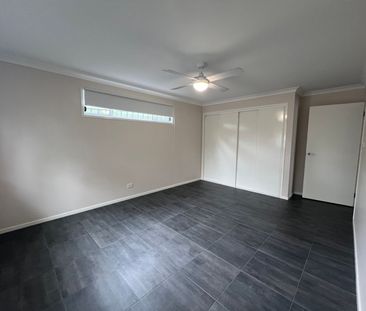 Home For Rent - Photo 3