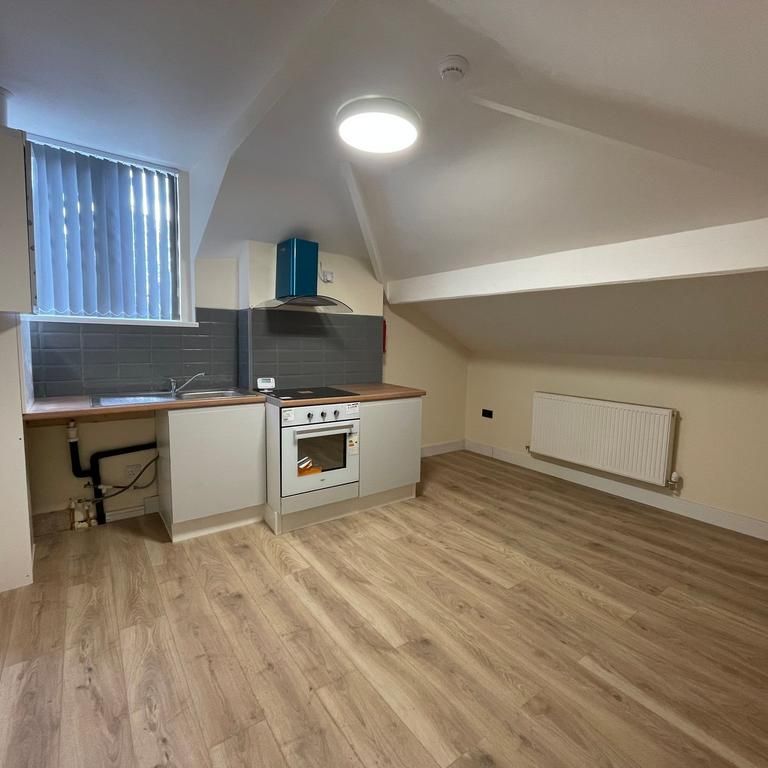 1 bedroom flat to rent - Photo 1