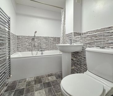 3 bedroom terraced house to rent - Photo 5