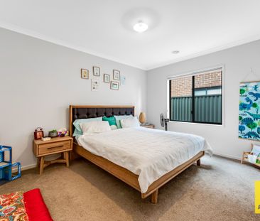 Luxurious Family Home - Photo 6