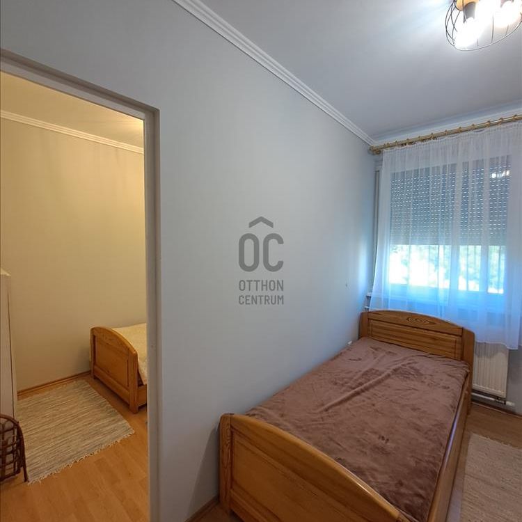 Kiadó jó állapotú panel lakás - Debrecen - Fotó 1