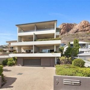 2/7 Alexandra Street, North Ward - Photo 2