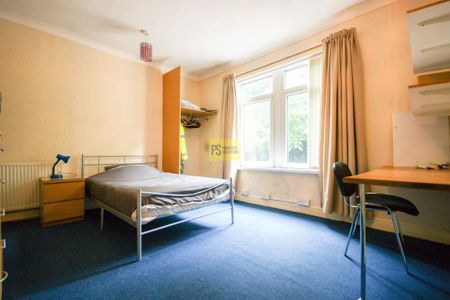 4 bedroom terraced house to rent - Photo 4
