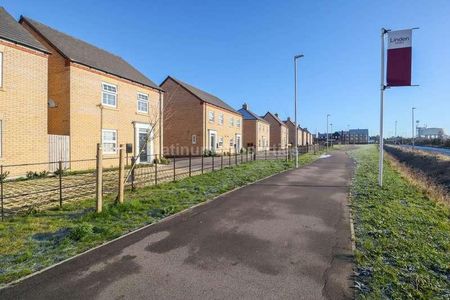 Whitworth Way, Littleport, CB6 - Photo 2