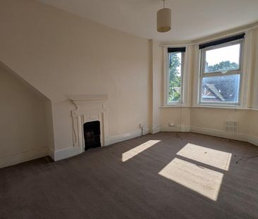 4 bedroom terraced house to rent - Photo 2