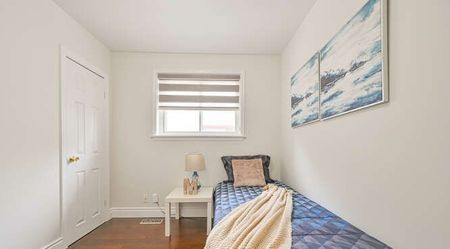 For Lease - 68 Avondale Boulevard, Brampton, Ontario - Photo 2