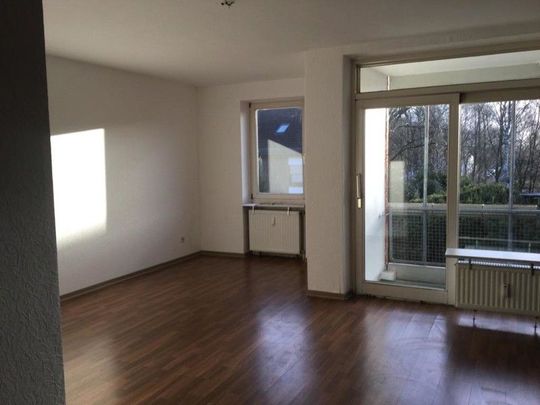 Schöne ruhige 2 - Zimmer Wohnung mit WBS für zwei Personen. - Photo 1