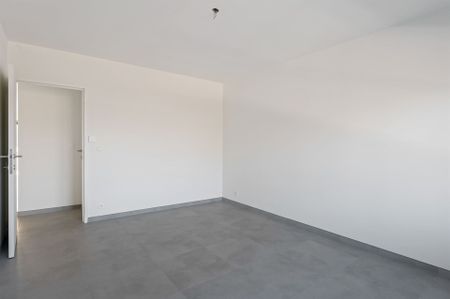 Energiezuinig BEN-appartement Vernieuwd 2-slaapkamerappartement met garagebox en zonnepanelen! - Photo 5