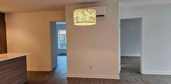 3 CH - 2 SDB - Laval - $2,200 /mo - Photo 2