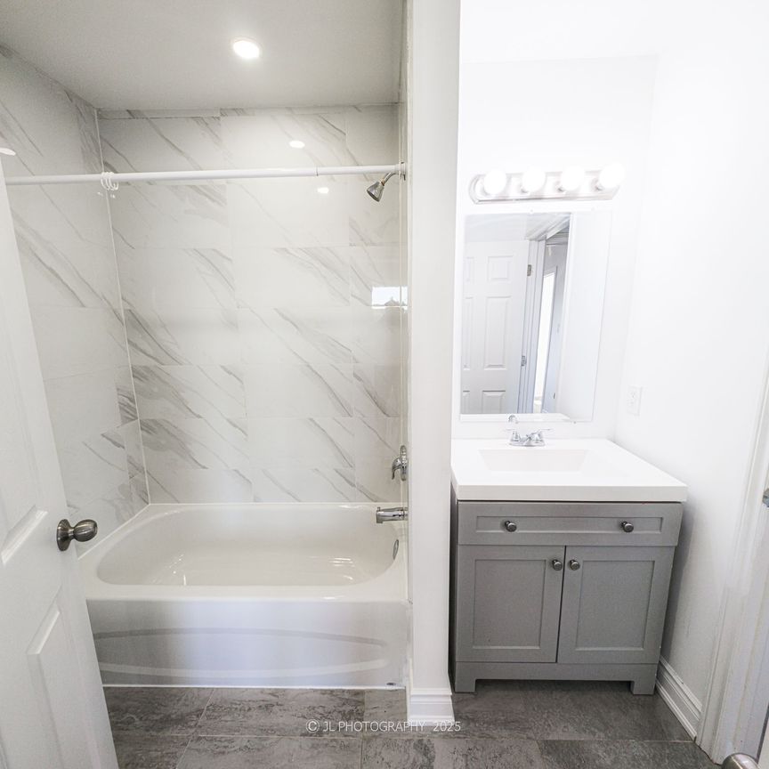 For Lease - 17 East Street Unit# 2, St. Catharines, Ontario - Photo 1