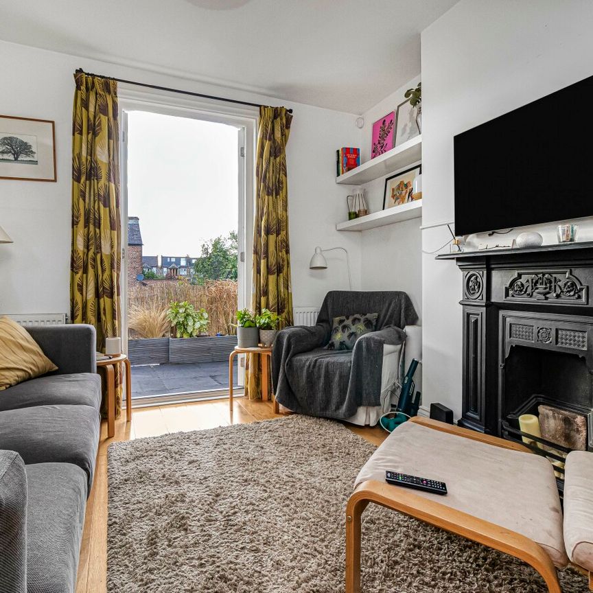 Westbury Road - Photo 1