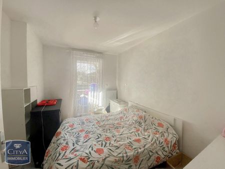 Location Appartement 3 pièces 64m² NEUVILLE SUR SAONE 69250 - Photo 2