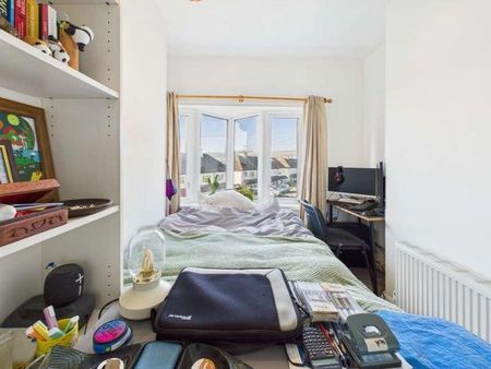 Bevendean Crescent, Brighton, BN2 - Photo 2